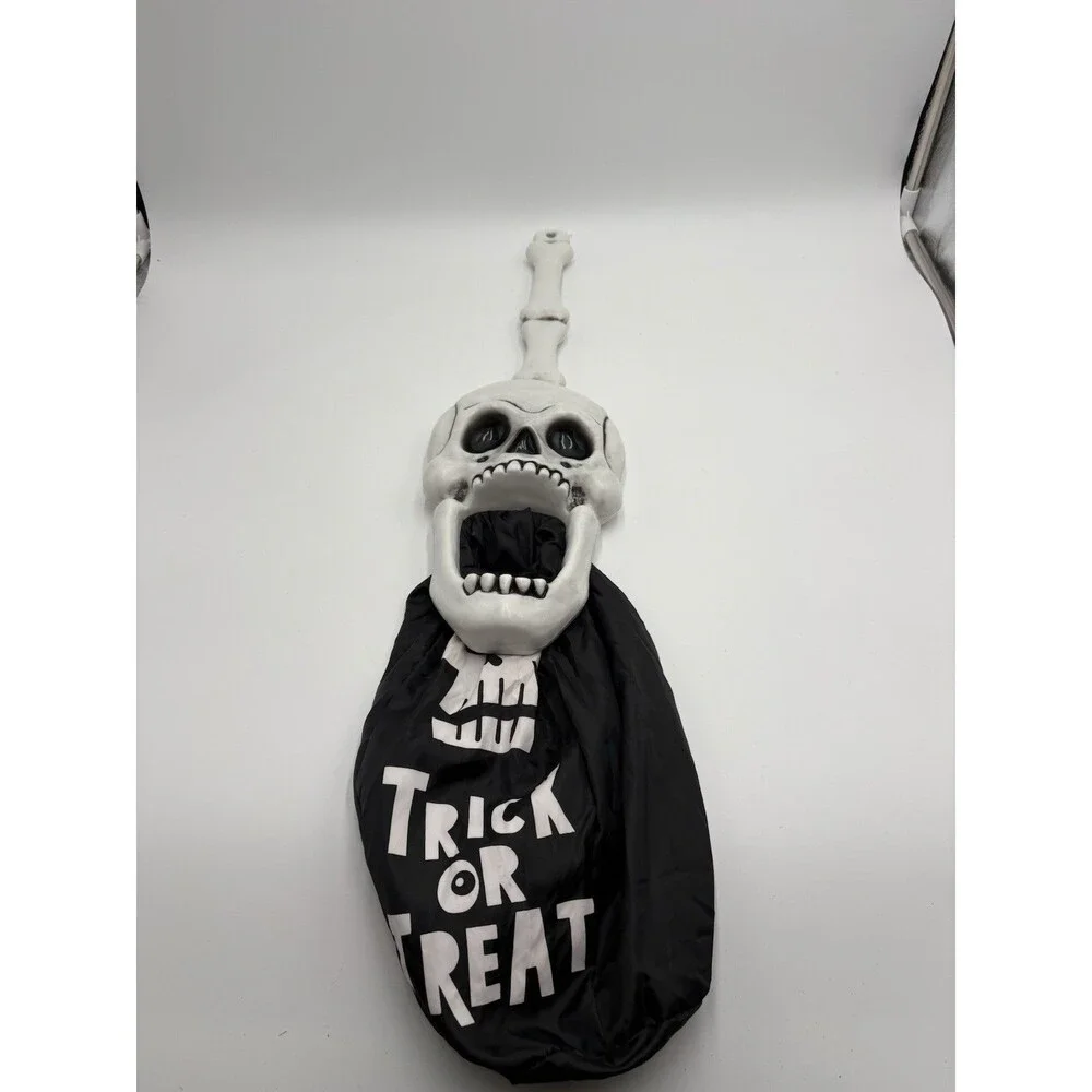 Halloween Skeleton Hand, Candy Trick or Treat Bag Halloween Bag on Stick